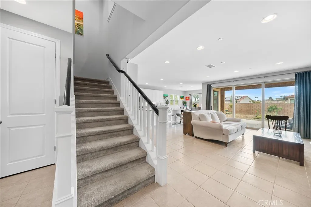 17185 Guarda Dr, Chino Hills, California 91709 home-pic-7